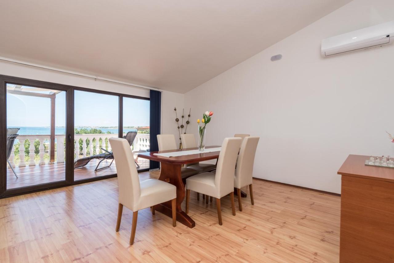 זאטון Apartment Astoria מראה חיצוני תמונה
