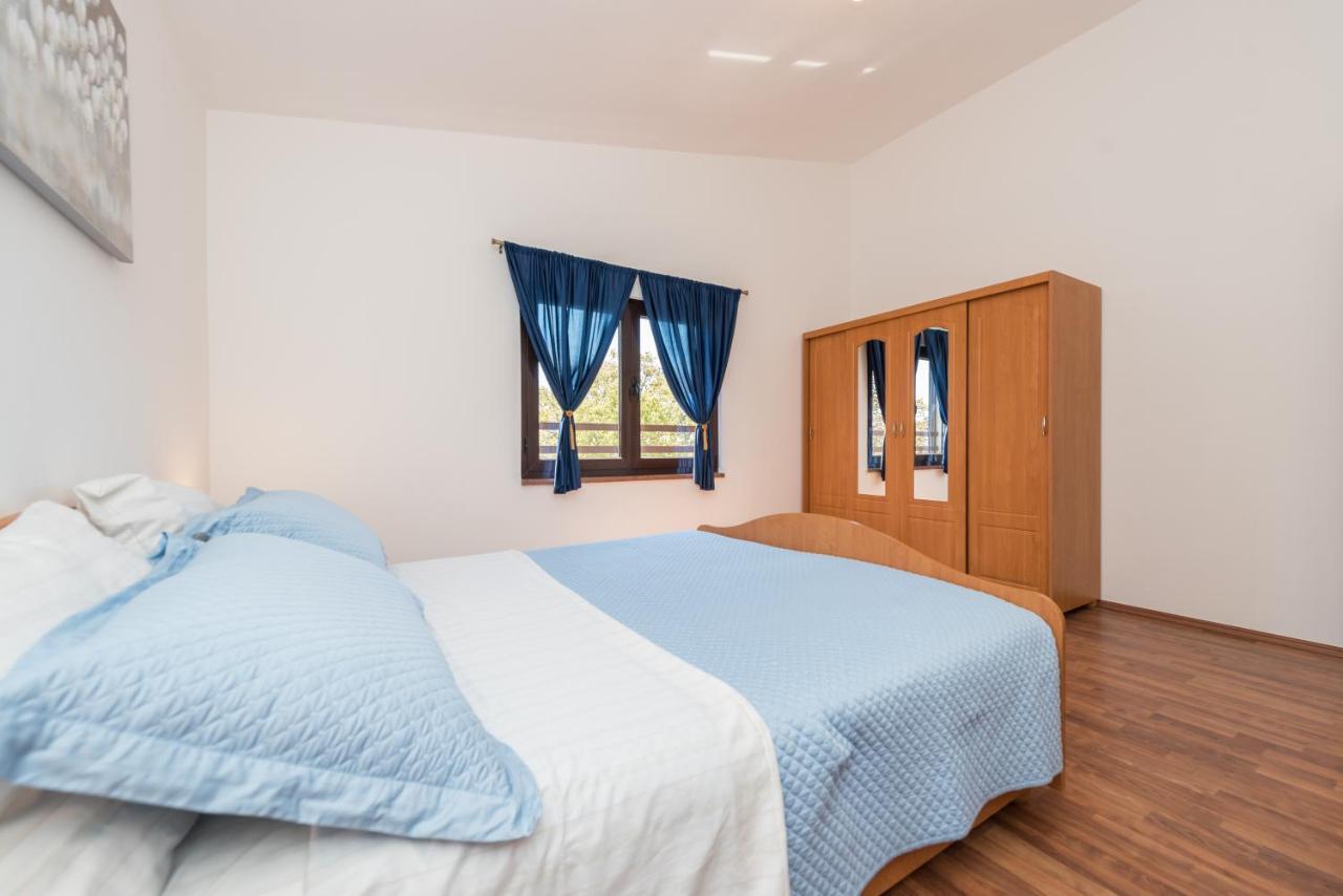 זאטון Apartment Astoria מראה חיצוני תמונה